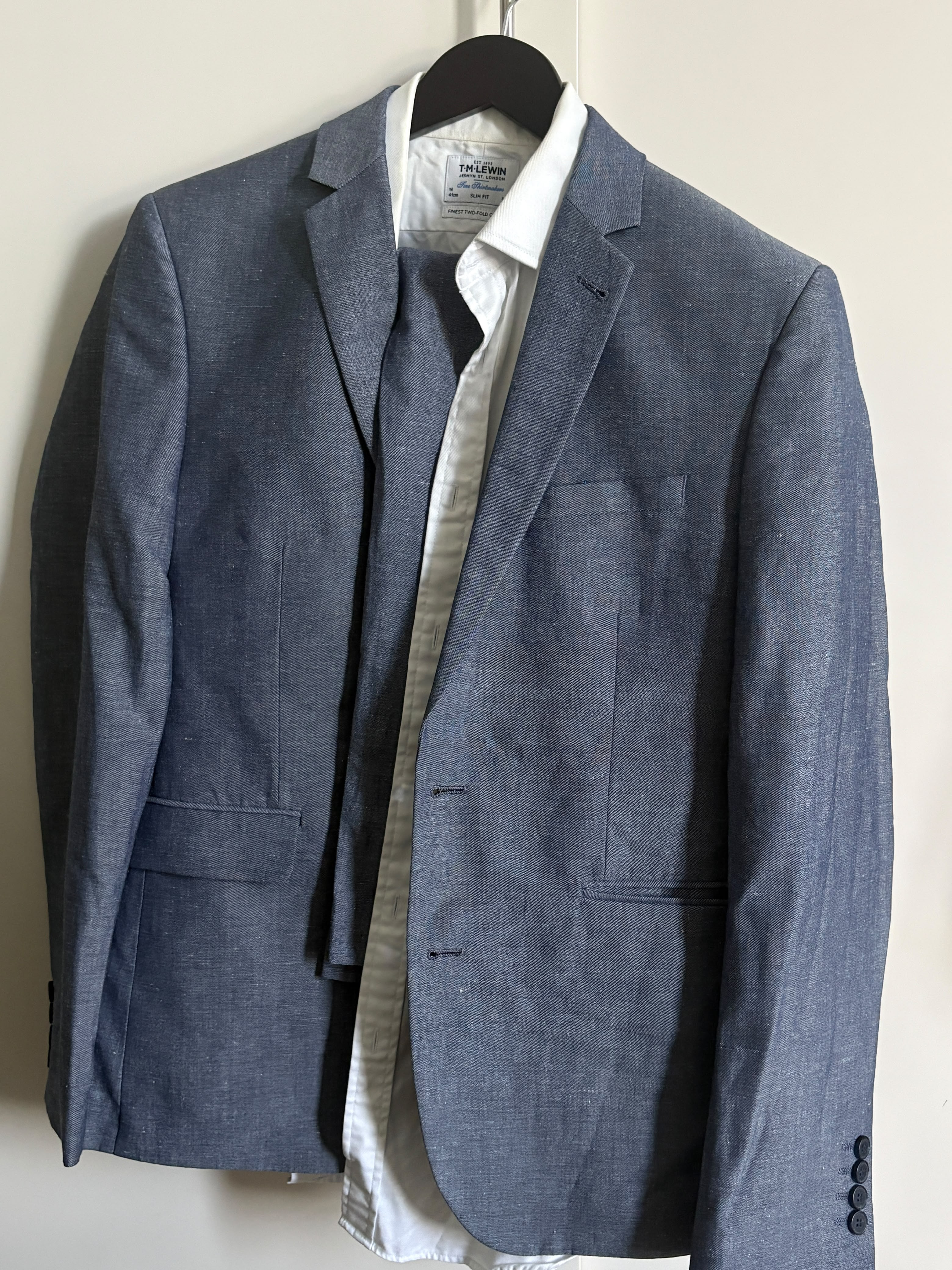 tma — Woolworths Light Blue Textured Suit (Size 40, Good)