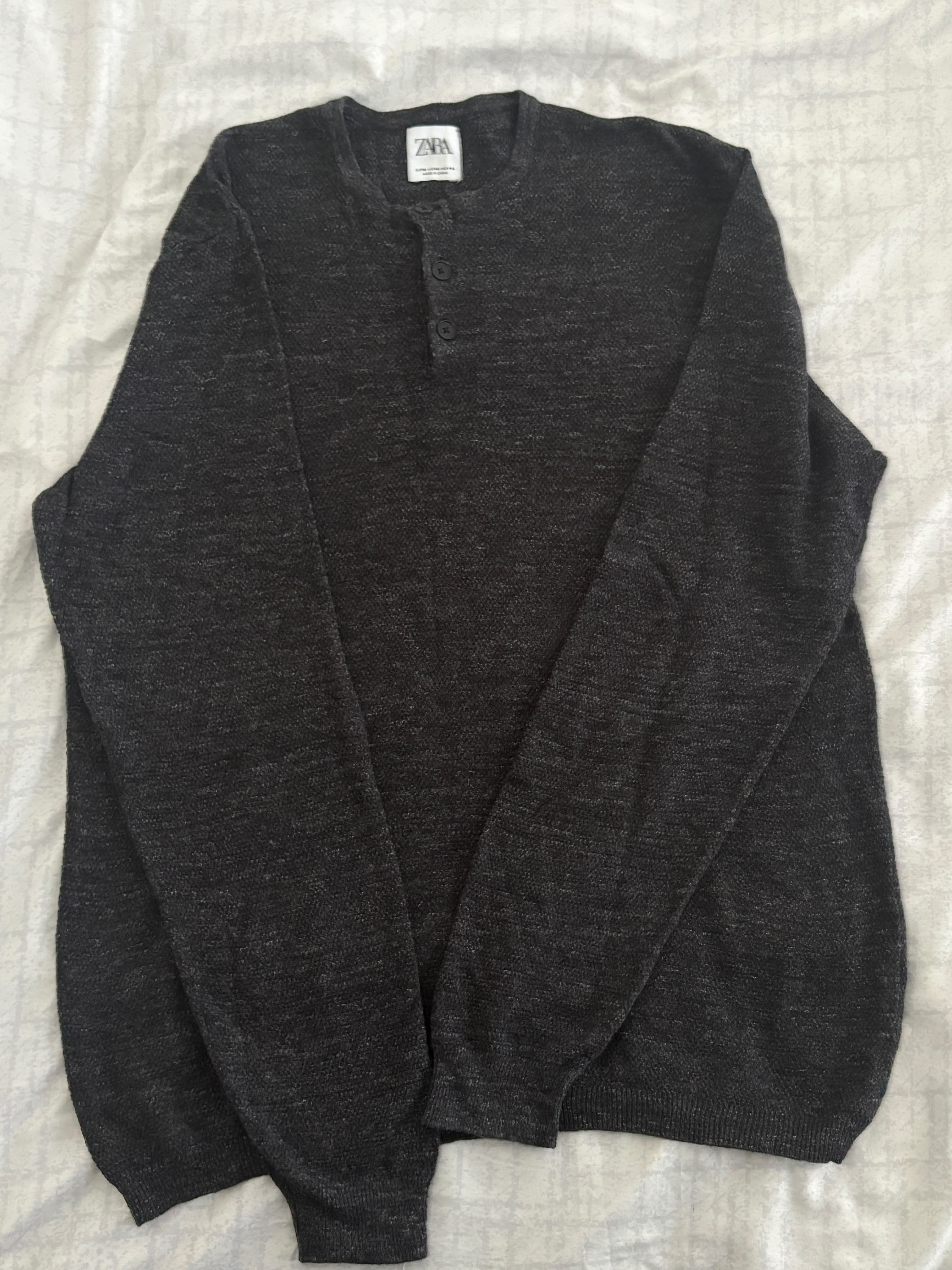 Zara — Zara Charcoal Grey Henley Sweater (Size M, Good)