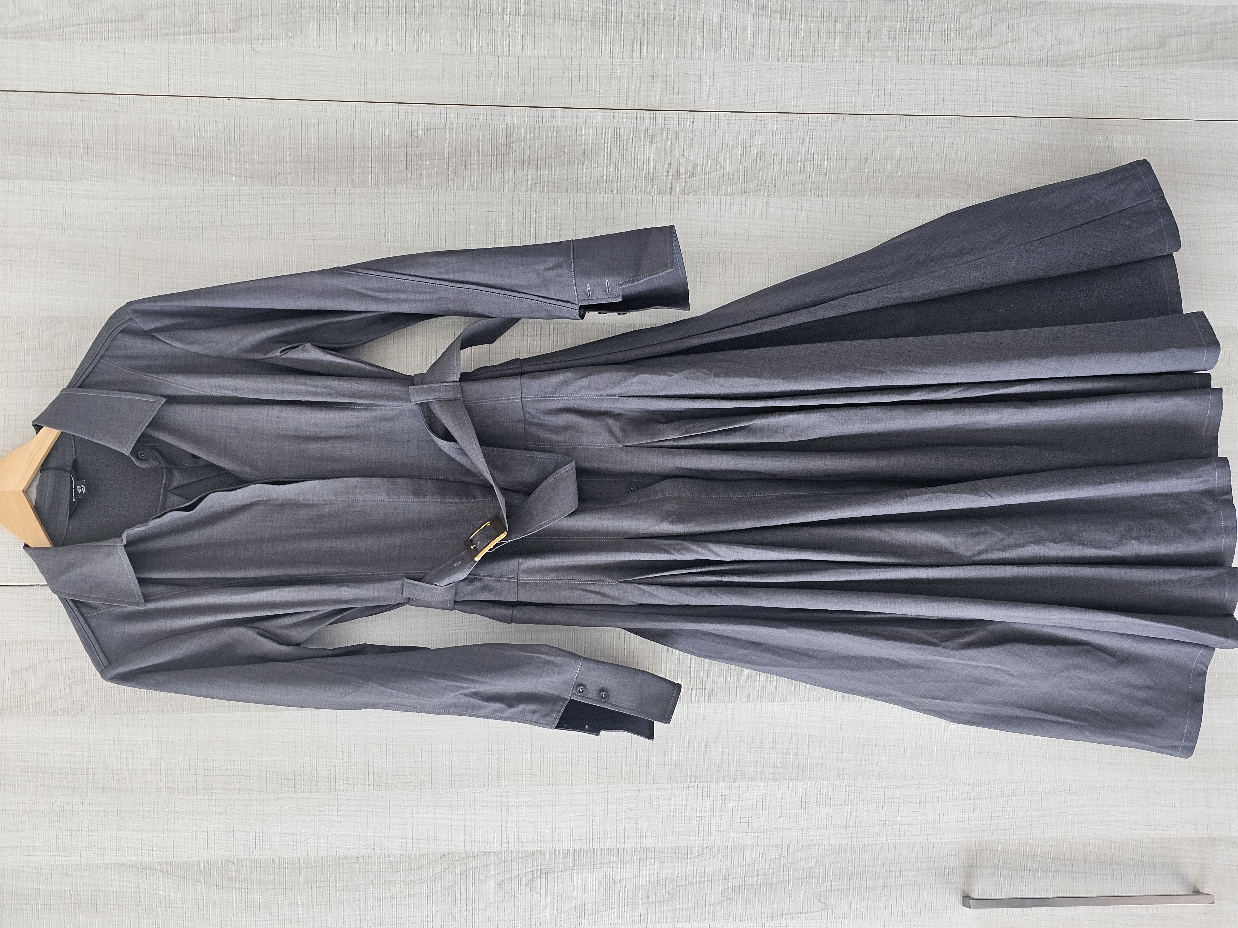 Karen Millen — Karen Millen grey Dress (Size L, New with tags)