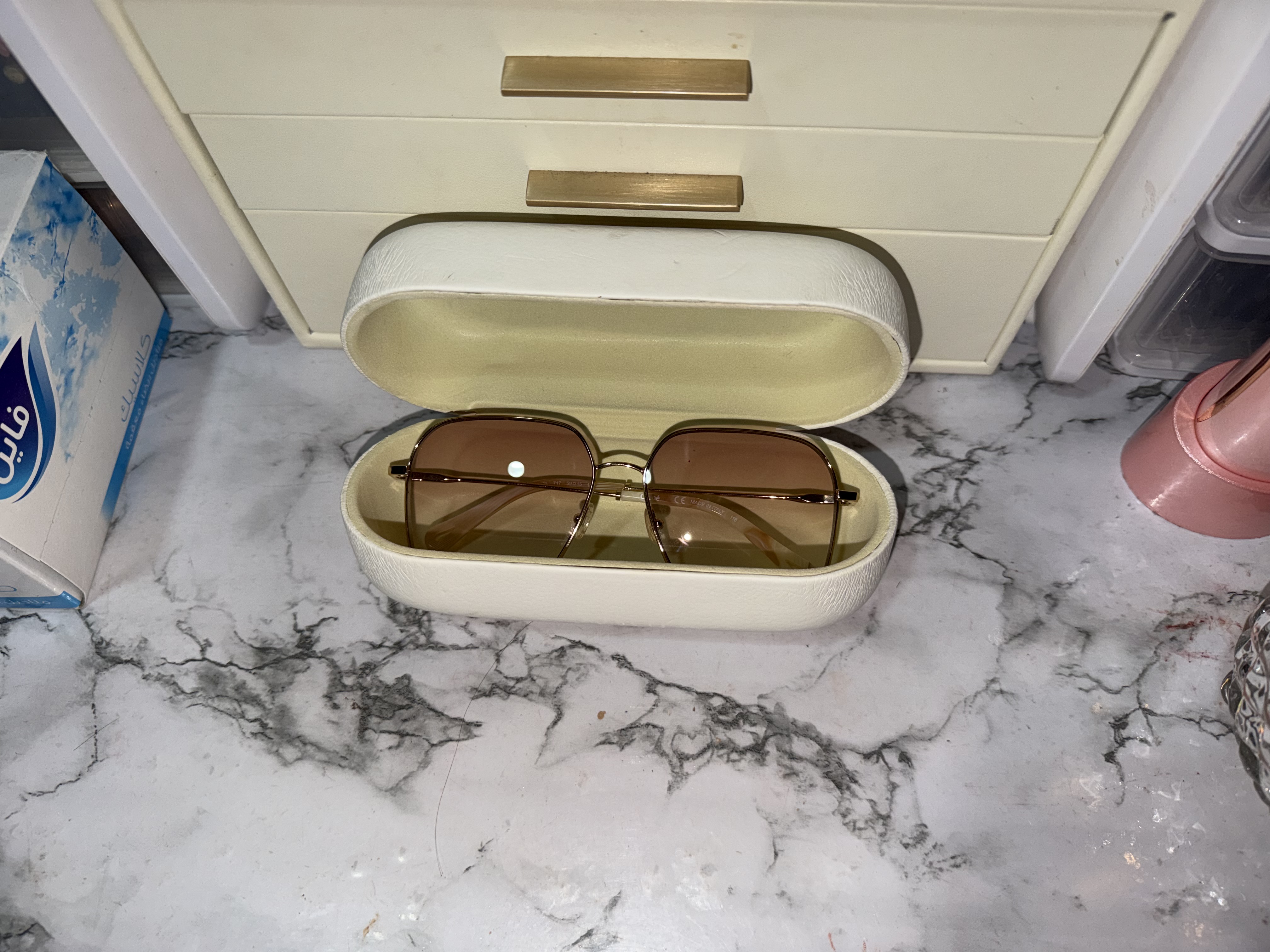 Chloe — Chloe Gold-Tone Brown Gradient Sunglasses with Case (Like new)