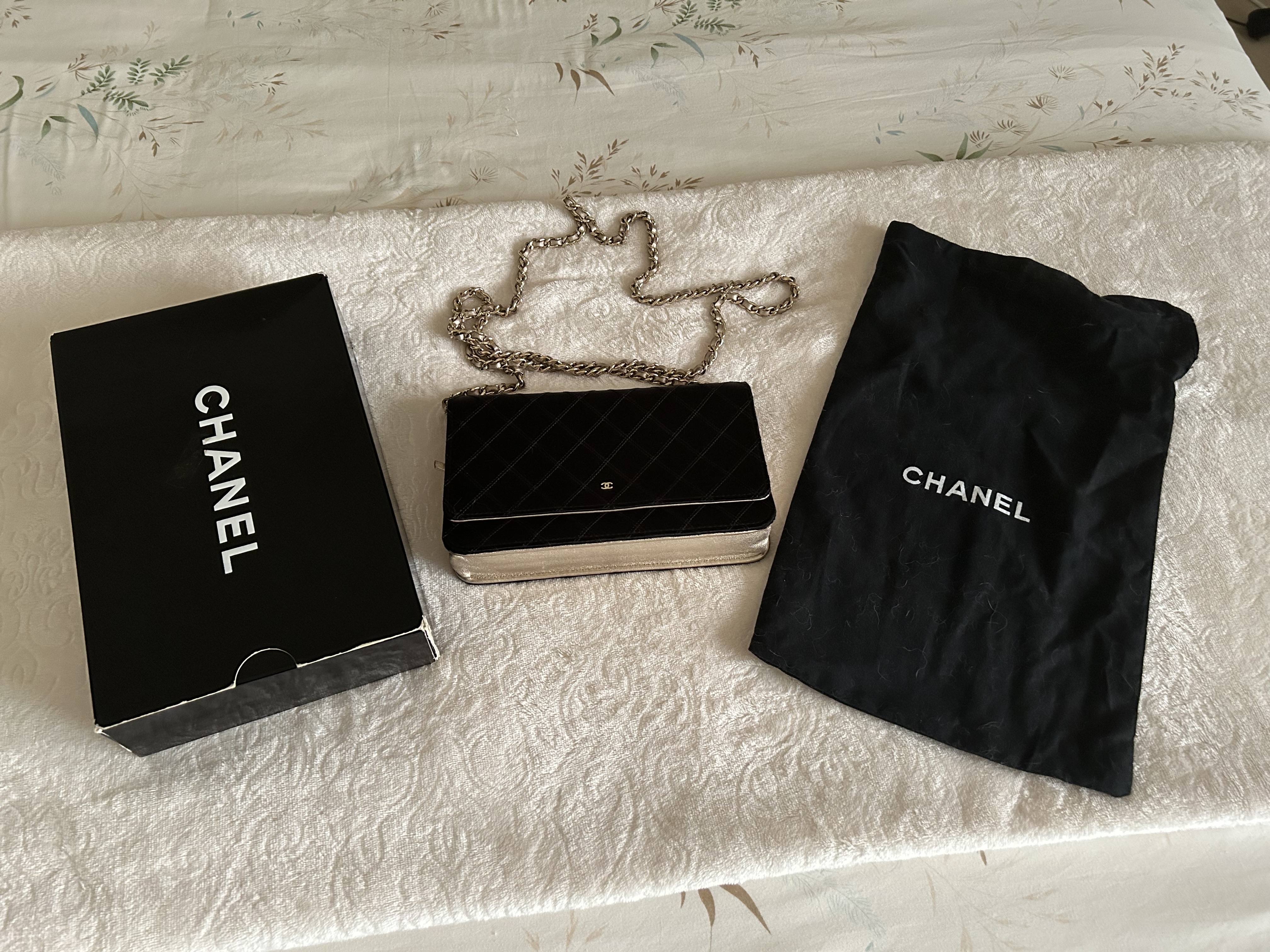 Chanel — Chanel Black & Gold Quilted Wallet on Chain Bag (Fair)