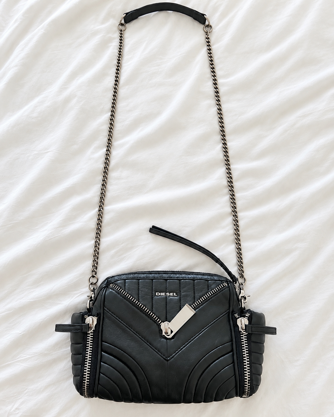 Diesel — Diesel LE-ZIPPER LE-BHONNY (Like new)