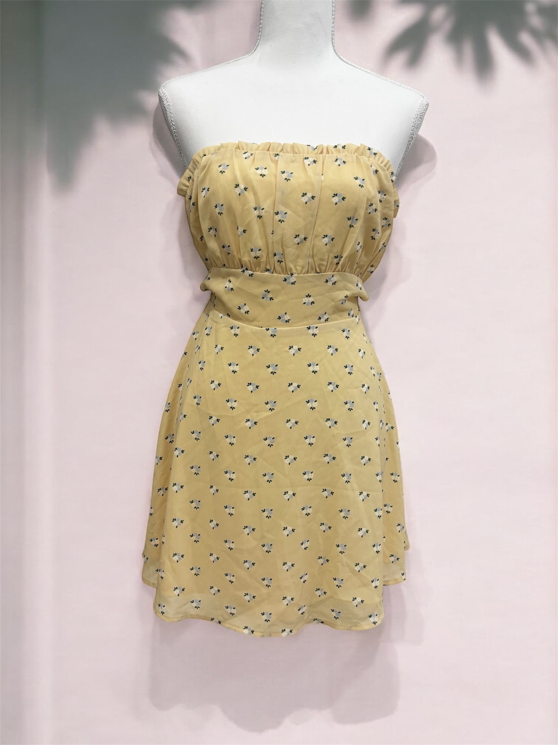Other — Yellow Floral Strapless Mini Dress (Size S, Like new)