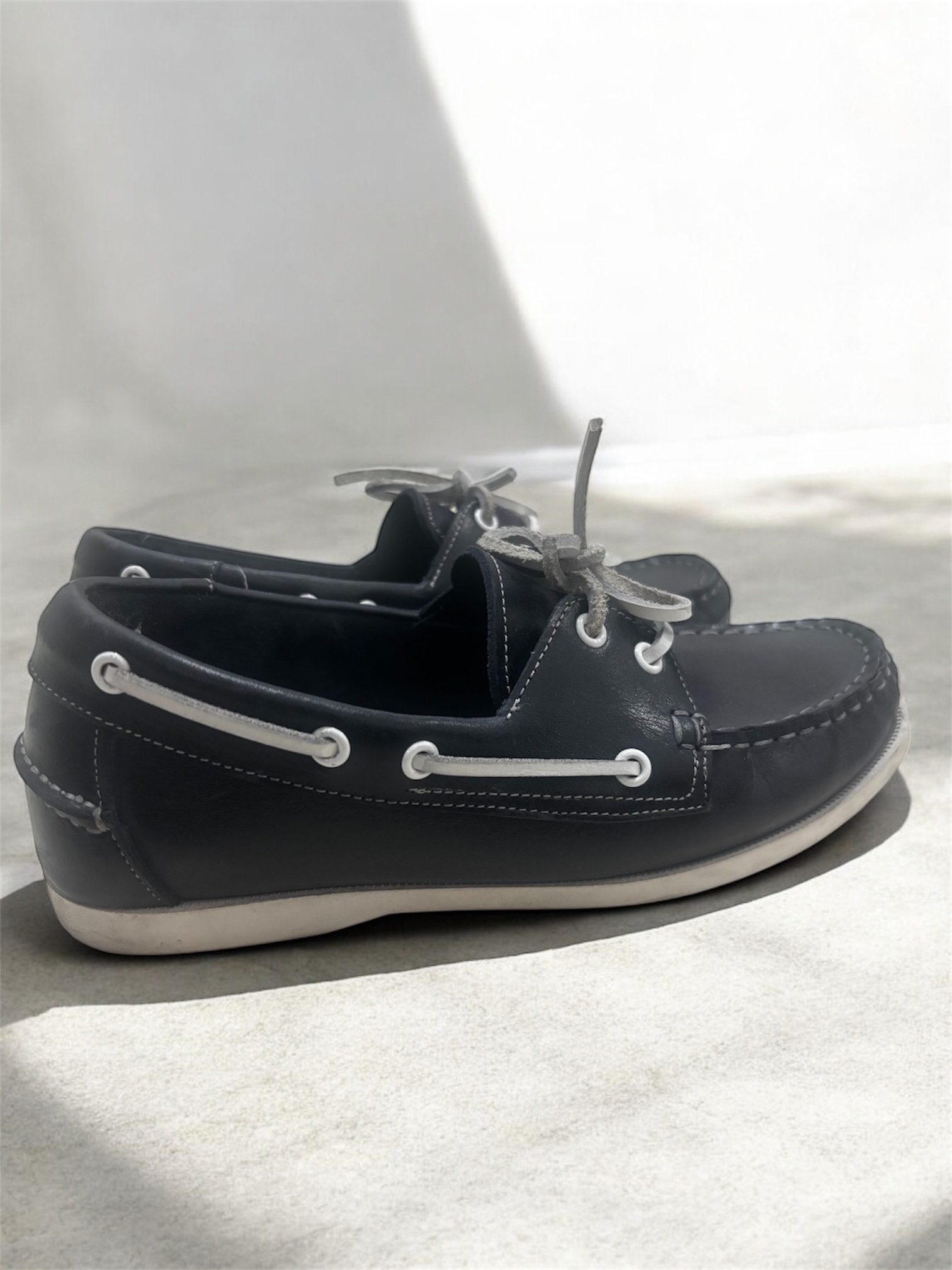 Other — Sebago Authentic Classic Navy Leather Topsider Shoes (Size US 6, Like new)