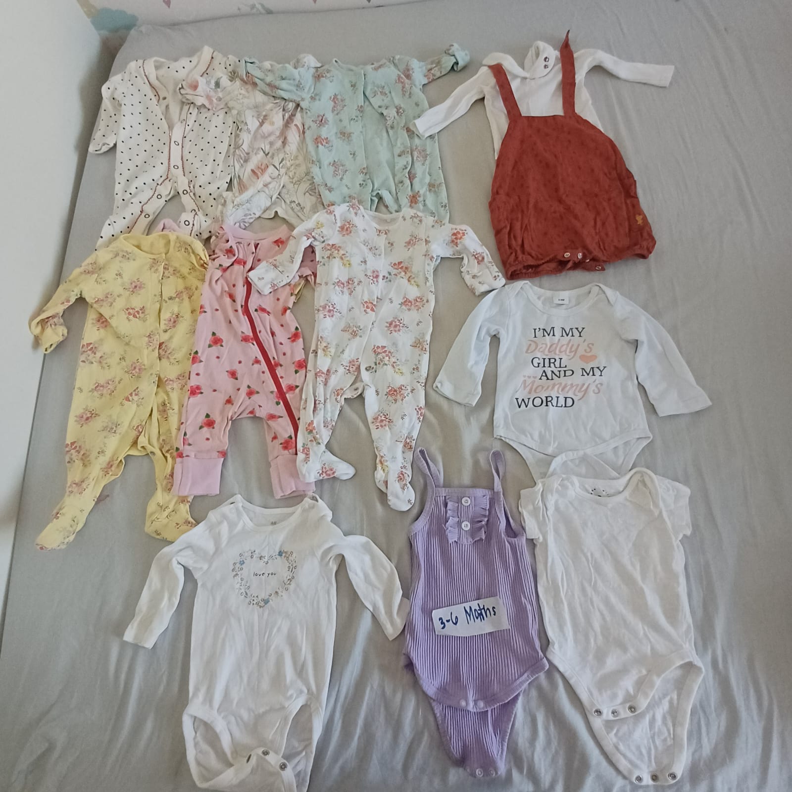 H&M — Baby Girl Clothes Bundle Bodysuits & Sleepsuits 3-6M (Good)