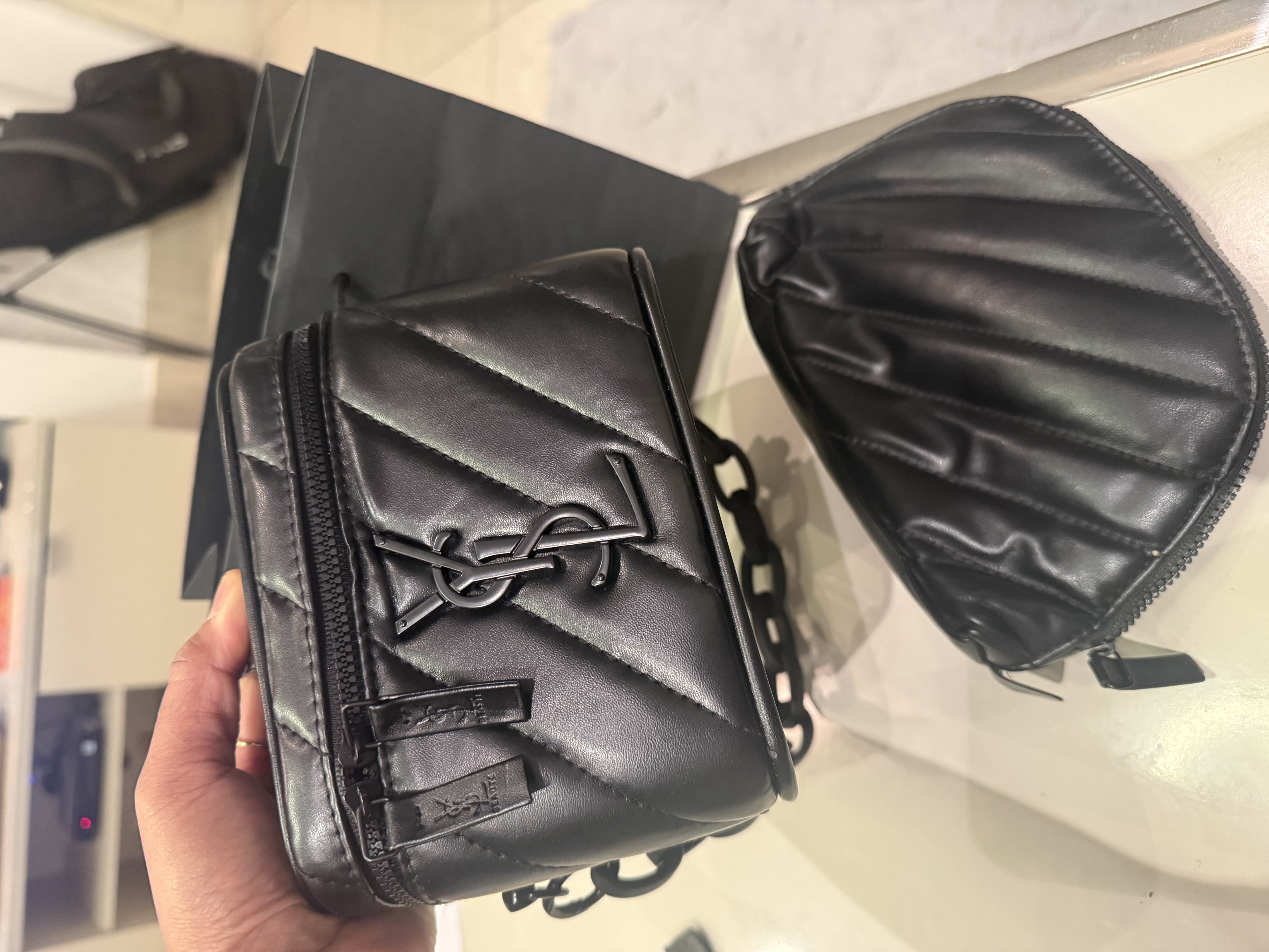 Saint Laurent — Saint Laurent Quilted Vanity Case Bag — Black (Size One Size, Like new)