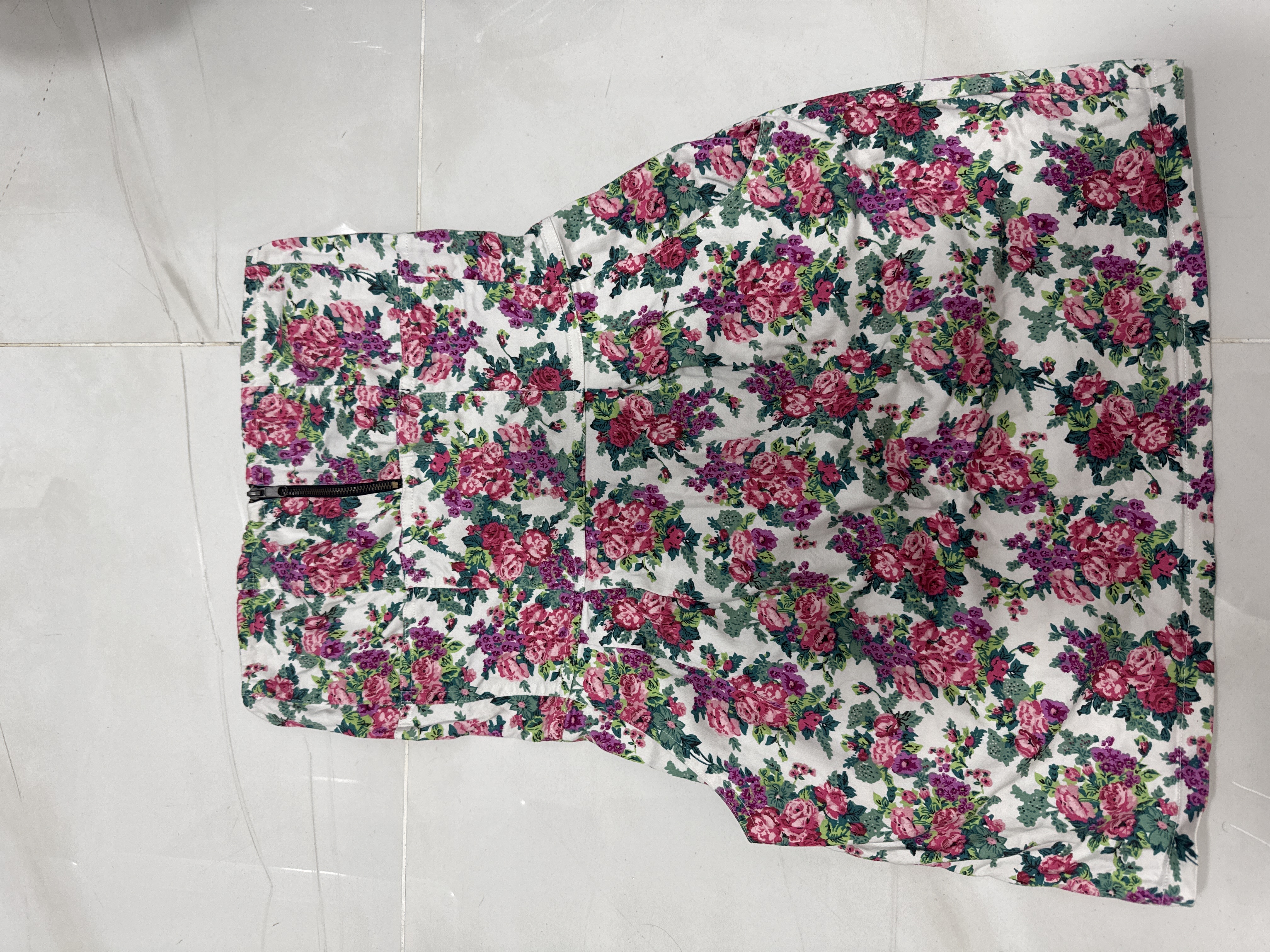 Other — Floral Print Mini dress with Zip Detail (Good)