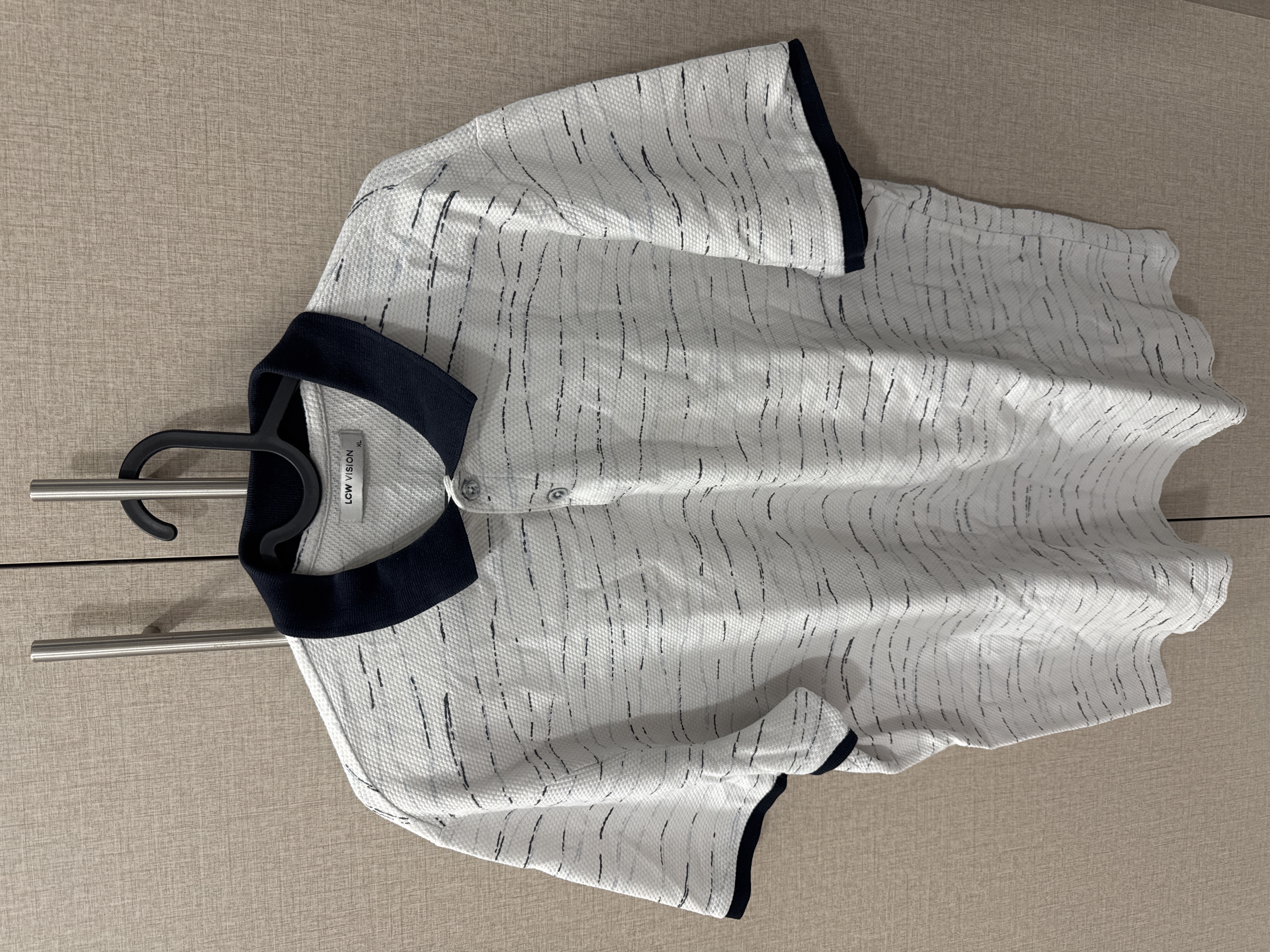 LC Waikiki — LCW Vision Textured Striped Polo Shirt (Good)