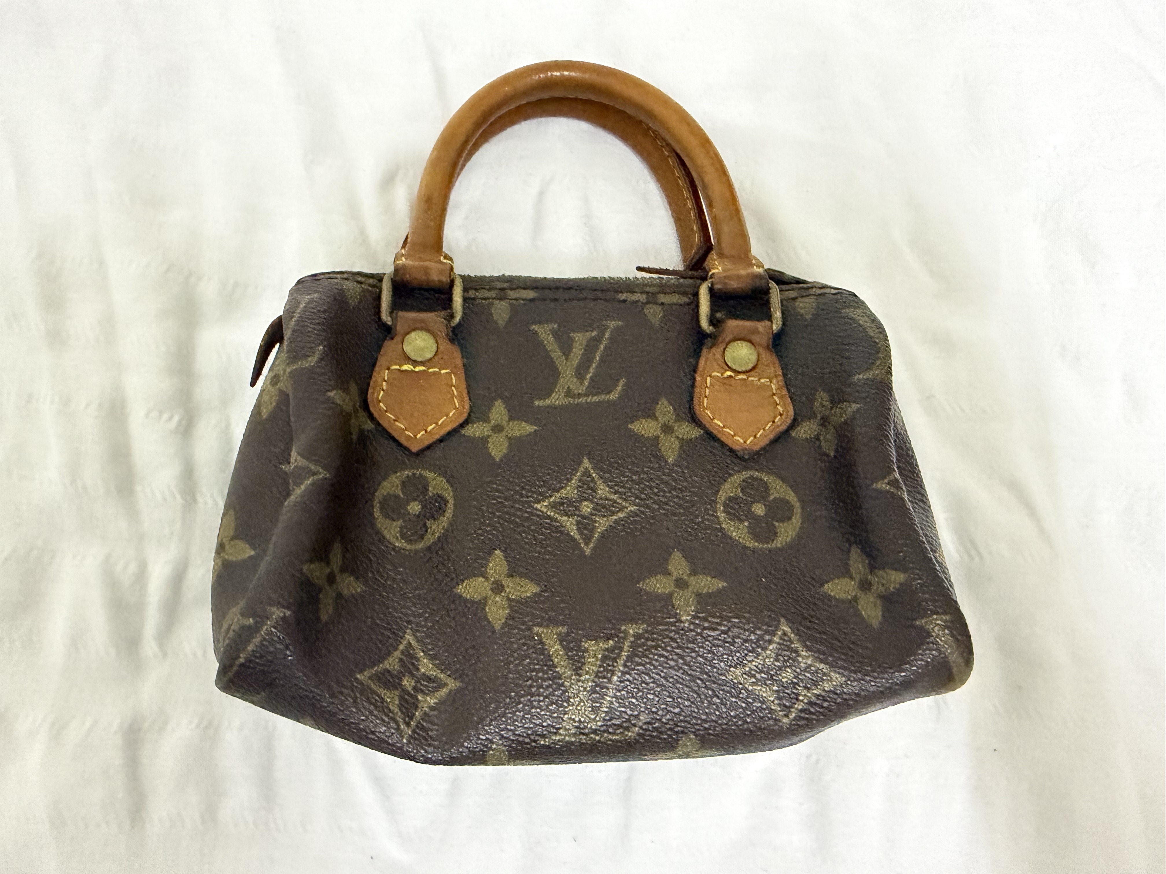 Louis Vuitton — Louis Vuitton Monogram NANO Speedy BAG (Fair)